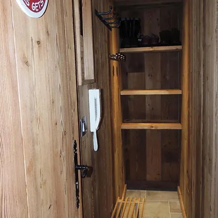 Superbe Renove Style Montagne, Pied Des Pistes, 4 Pers. Locker, Menage Inclus - Fr-1-598-134 Apartment *